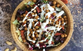 doyurucu salata tarifim hazırlandığında böyle gözüküyor